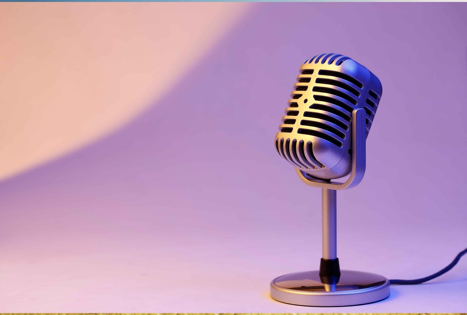 Por que produzir conteúdo com podcast: vantagens, limites e como começar
